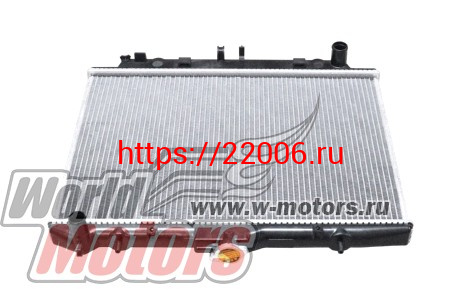 Радиатор охлаждения двигателя 2.0T Hover H3 new (1301100XK45XB) Радиатор охлаждения двигателя 2.0T Hover H3 new (1301100XK45XB)